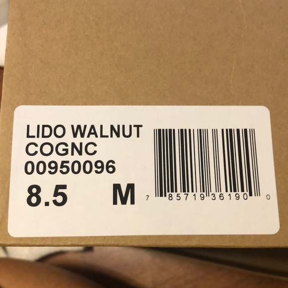 Boots - Picture 3 of 4